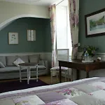 Le Clos Saint-gilles לינה וארוחת בוקר 3*