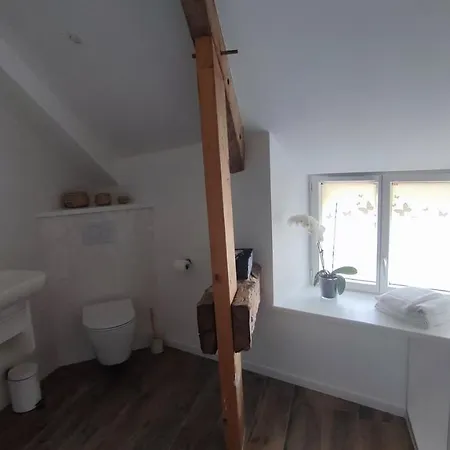 Alojamento de Acomodação e Pequeno-almoço Le Clos Saint-gilles 3*