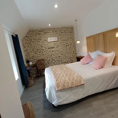 Alojamento de Acomodação e Pequeno-almoço Le Clos Saint-gilles 3*