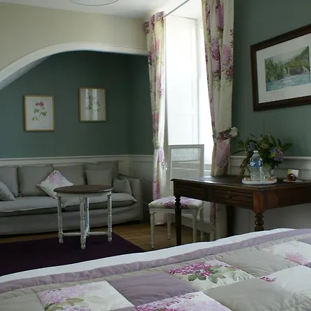 Le Clos Saint-gilles Bed & Breakfast 3*