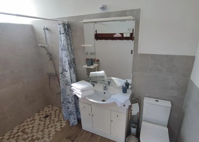 לינה וארוחת בוקר Le Clos Saint-gilles Ardevon