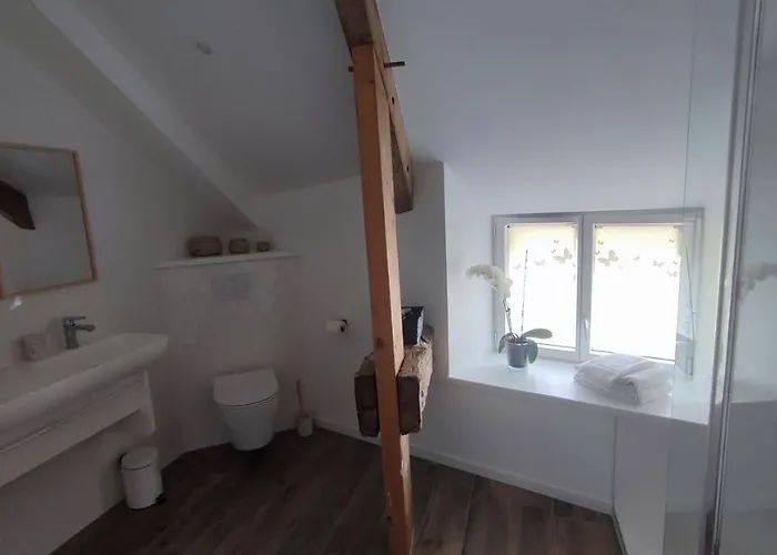 לינה וארוחת בוקר Le Clos Saint-gilles 3*